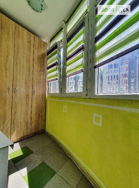однокомнатная квартира с мебелью в Черновцах, район Первомайский, на ул. Русская в аренду на долгий срок помесячно фото 1 однокомнатная квартира с мебелью в Черновцах, район Первомайский, на ул. Русская в аренду на долгий срок помесячно фото 1
