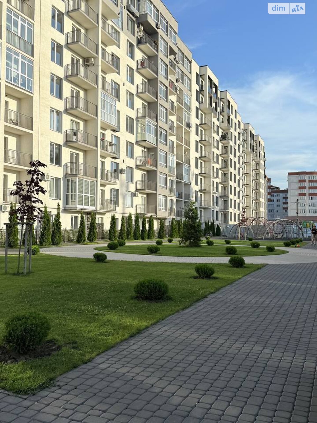 двухкомнатная квартира в Черновцах, район Первомайский, на ул. Русская 213Б в аренду на долгий срок помесячно фото 1 двухкомнатная квартира в Черновцах, район Первомайский, на ул. Русская 213Б в аренду на долгий срок помесячно фото 1