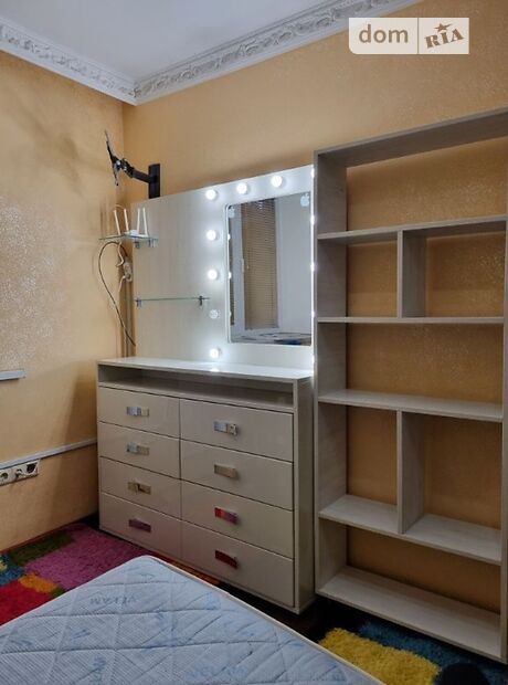 двухкомнатная квартира с мебелью в Черновцах, район Проспект, на ул. Героев Майдана 63 в аренду на долгий срок помесячно фото 1