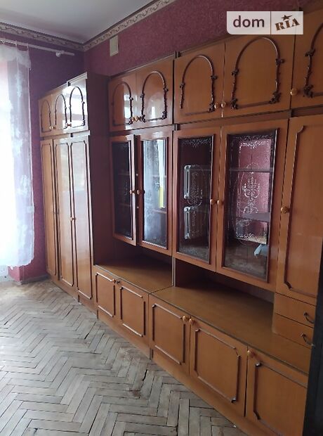 трехкомнатная квартира в Черновцах, район Проспект, на ул. Главная в аренду на долгий срок помесячно фото 1 трехкомнатная квартира в Черновцах, район Проспект, на ул. Главная в аренду на долгий срок помесячно фото 1