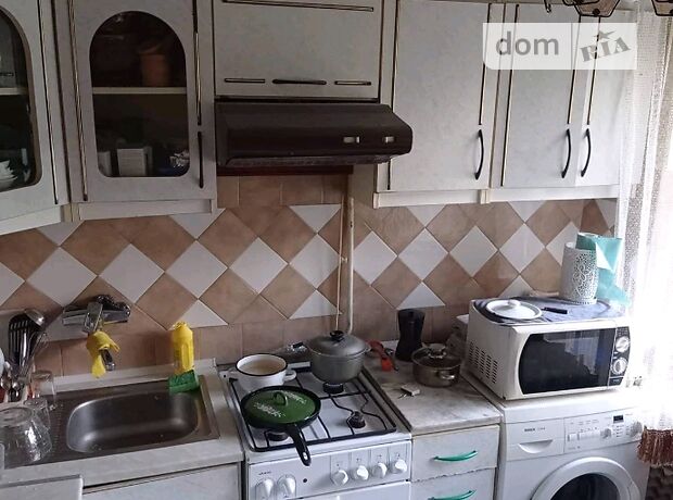 двухкомнатная квартира с мебелью в Черновцах, район Проспект, в аренду на долгий срок помесячно фото 1 двухкомнатная квартира с мебелью в Черновцах, район Проспект, в аренду на долгий срок помесячно фото 1