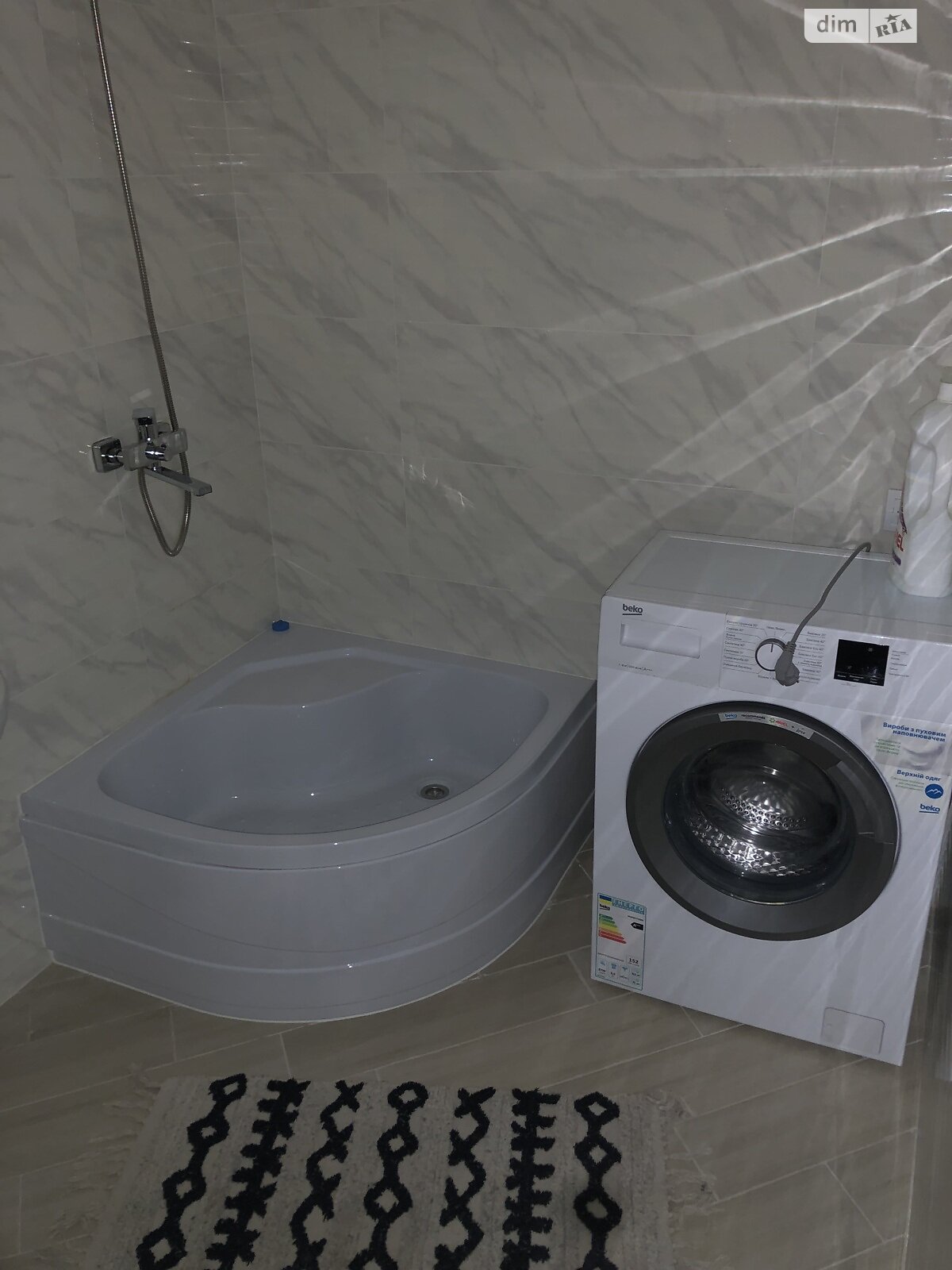 однокомнатная квартира в Черновцах, район Шевченковский, на ул. Алма-Атынская в аренду на долгий срок помесячно фото 1