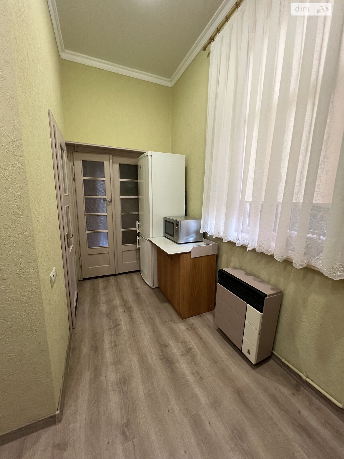 однокімнатна квартира в Чернівцях, район Шевченківський, на вул. Дарвіна Чарльза в довготривалу оренду помісячно фото 1 однокімнатна квартира в Чернівцях, район Шевченківський, на вул. Дарвіна Чарльза в довготривалу оренду помісячно фото 1