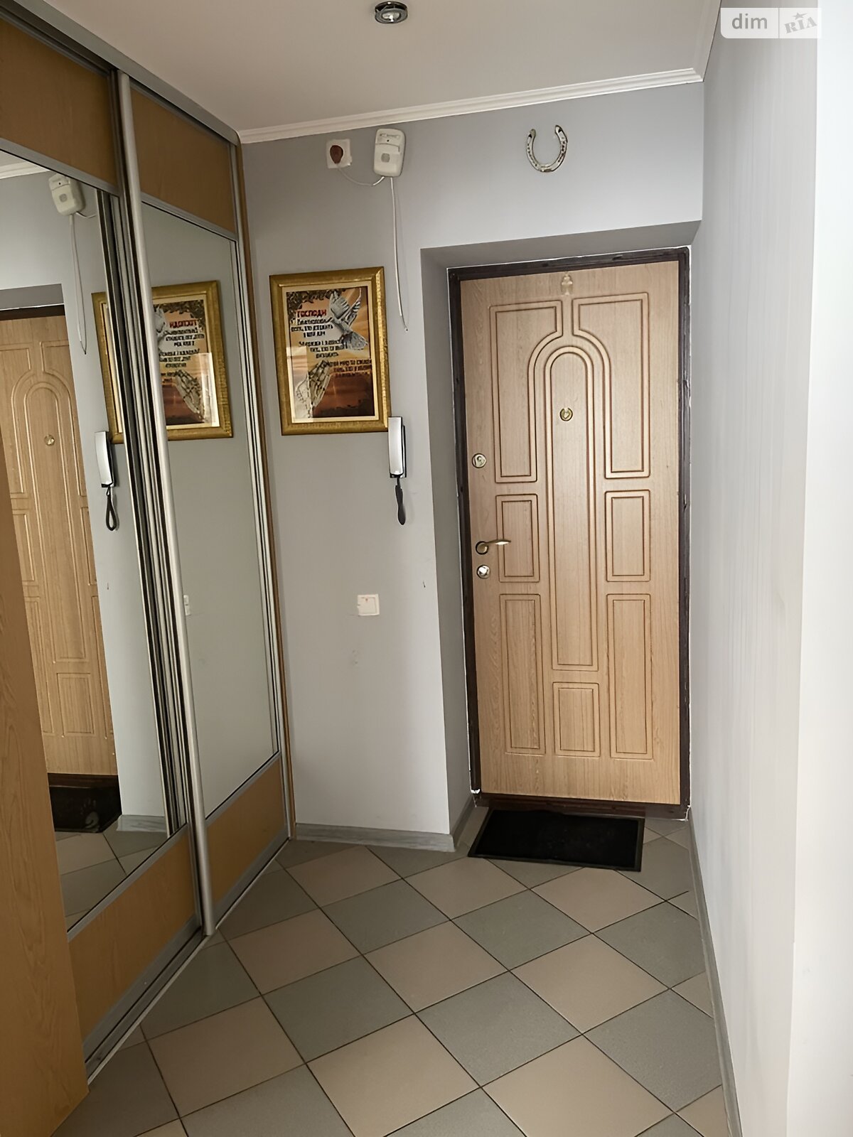 двокімнатна квартира в Чернівцях, район Шевченківський, на вул. Івасюка Володимира в довготривалу оренду помісячно фото 1 двокімнатна квартира в Чернівцях, район Шевченківський, на вул. Івасюка Володимира в довготривалу оренду помісячно фото 1