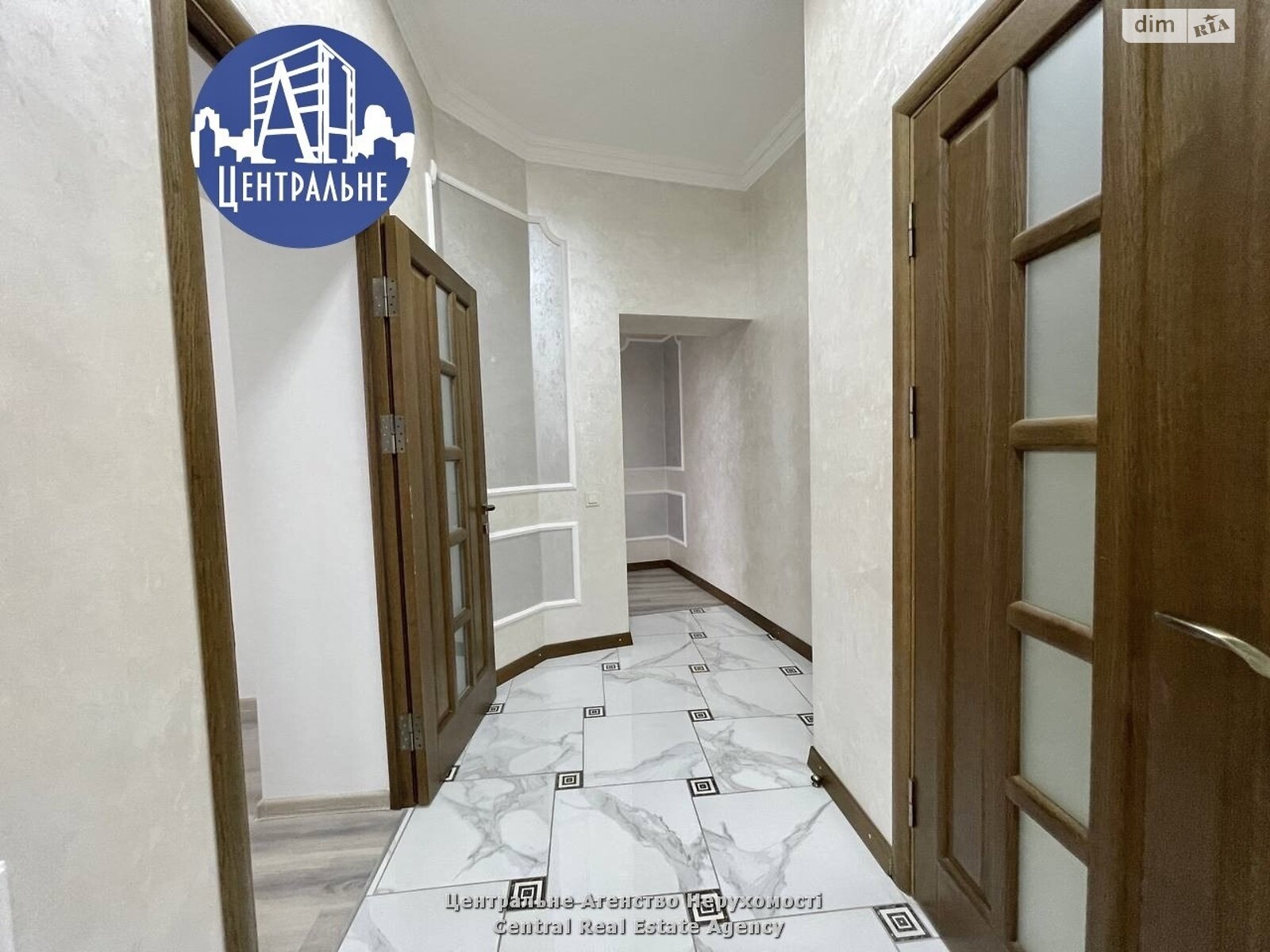 трикімнатна квартира в Чернівцях, район Шевченківський, на вул. Капеланська в довготривалу оренду помісячно фото 1 трикімнатна квартира в Чернівцях, район Шевченківський, на вул. Капеланська в довготривалу оренду помісячно фото 1