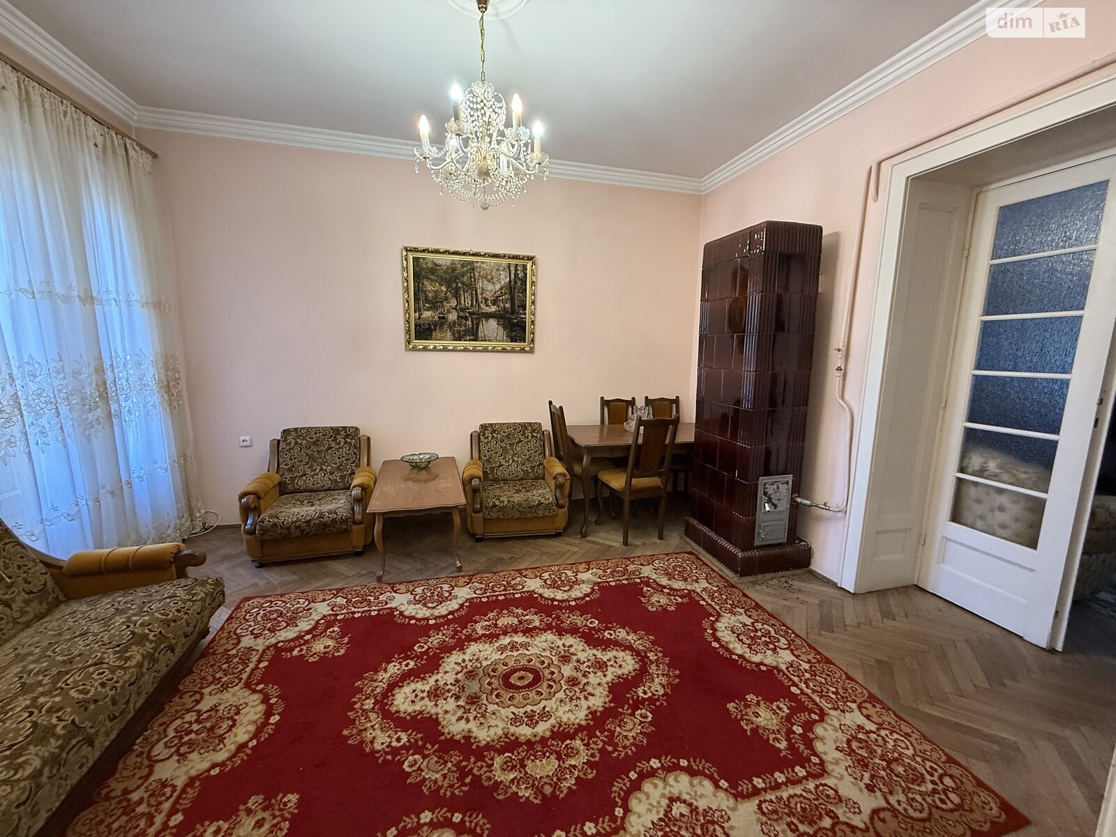 трикімнатна квартира в Чернівцях, район Шевченківський, на вул. Кордуби Мирона, кв. 9 в довготривалу оренду помісячно фото 1 трикімнатна квартира в Чернівцях, район Шевченківський, на вул. Кордуби Мирона, кв. 9 в довготривалу оренду помісячно фото 1
