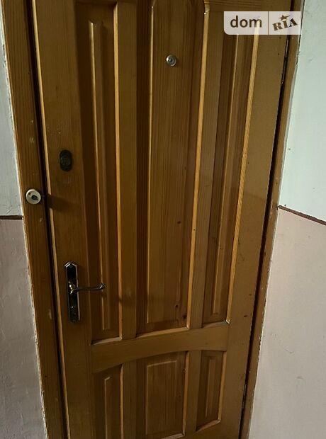 трехкомнатная квартира в Черновцах, район Шевченковский, на ул. Небесной Сотни в аренду на долгий срок помесячно фото 1 трехкомнатная квартира в Черновцах, район Шевченковский, на ул. Небесной Сотни в аренду на долгий срок помесячно фото 1