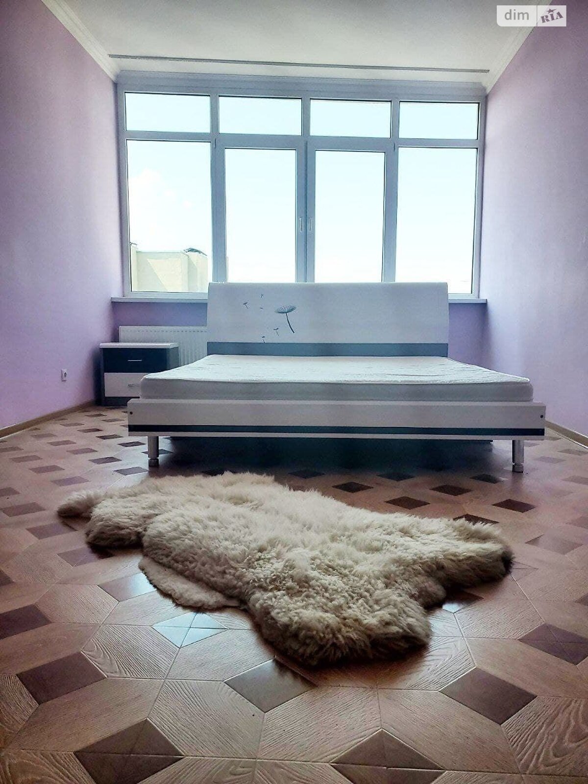 однокомнатная квартира в Черновцах, район Шевченковский, на просп. Независимости в аренду на долгий срок помесячно фото 1 однокомнатная квартира в Черновцах, район Шевченковский, на просп. Независимости в аренду на долгий срок помесячно фото 1