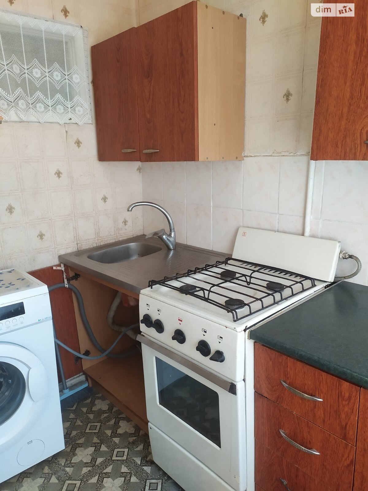 однокімнатна квартира в Чернівцях, район Шевченківський, на вул. Полєтаєва Федора в довготривалу оренду помісячно фото 1 однокімнатна квартира в Чернівцях, район Шевченківський, на вул. Полєтаєва Федора в довготривалу оренду помісячно фото 1