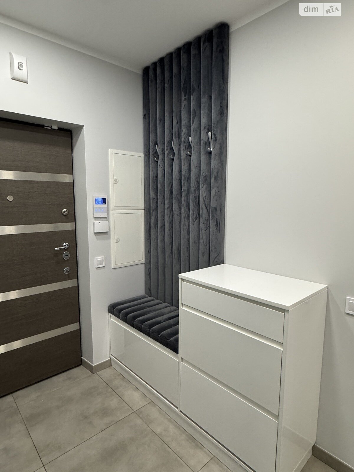 двухкомнатная квартира в Черновцах, район Шевченковский, на ул. Воробкевича Сидора 31А в аренду на долгий срок помесячно фото 1