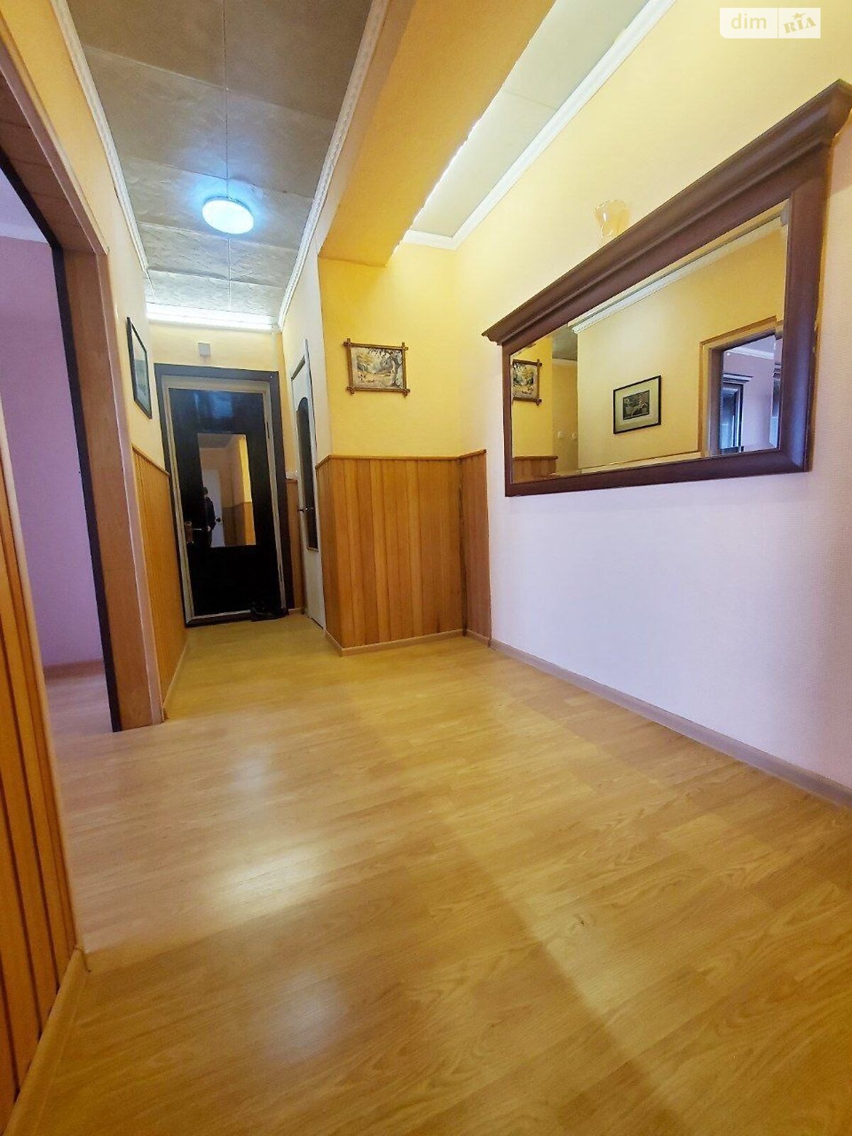 двухкомнатная квартира в Черновцах, район Шевченковский, на ул. Южно-Окружная в аренду на долгий срок помесячно фото 1 двухкомнатная квартира в Черновцах, район Шевченковский, на ул. Южно-Окружная в аренду на долгий срок помесячно фото 1