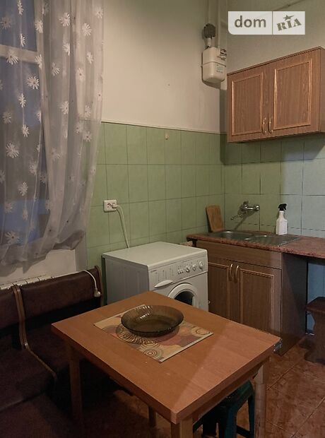 однокомнатная квартира с мебелью в Черновцах, район Центр, на ул. Кобылицы Лукьяна в аренду на долгий срок помесячно фото 1 однокомнатная квартира с мебелью в Черновцах, район Центр, на ул. Кобылицы Лукьяна в аренду на долгий срок помесячно фото 1