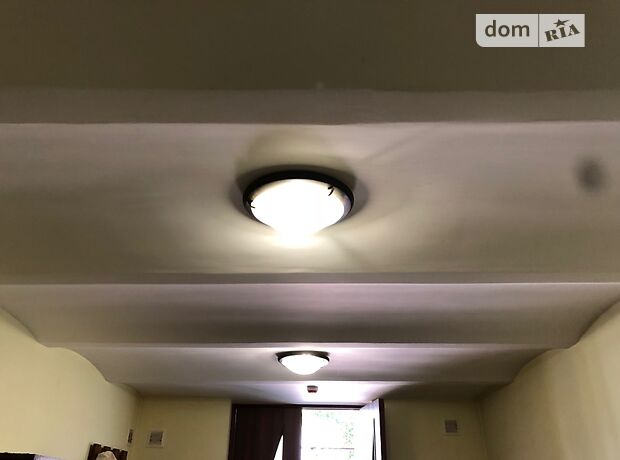 двокімнатна квартира з меблями в Чернівцях, район Центр, на вул. Марка Вовчка 5 в довготривалу оренду помісячно фото 1 двокімнатна квартира з меблями в Чернівцях, район Центр, на вул. Марка Вовчка 5 в довготривалу оренду помісячно фото 1