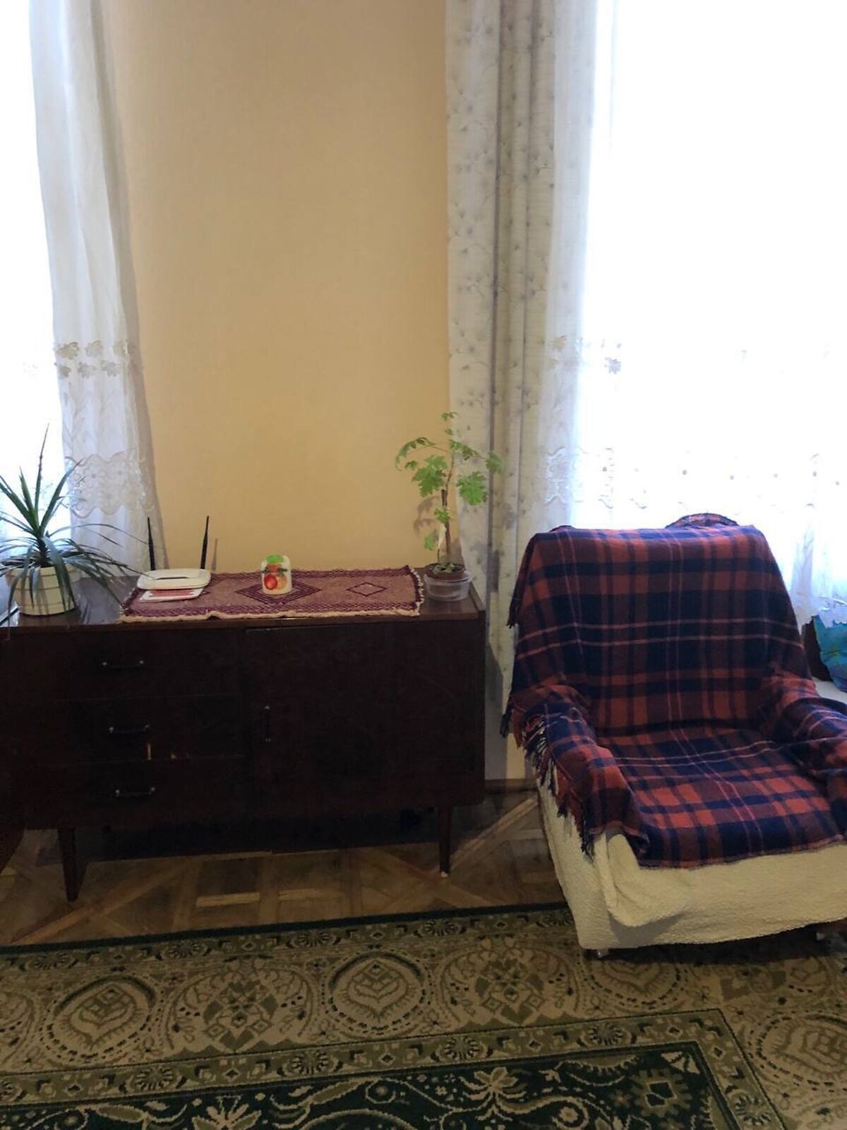 однокомнатная квартира в Черновцах, район Центр, на ул. Русская в аренду на долгий срок помесячно фото 1 однокомнатная квартира в Черновцах, район Центр, на ул. Русская в аренду на долгий срок помесячно фото 1