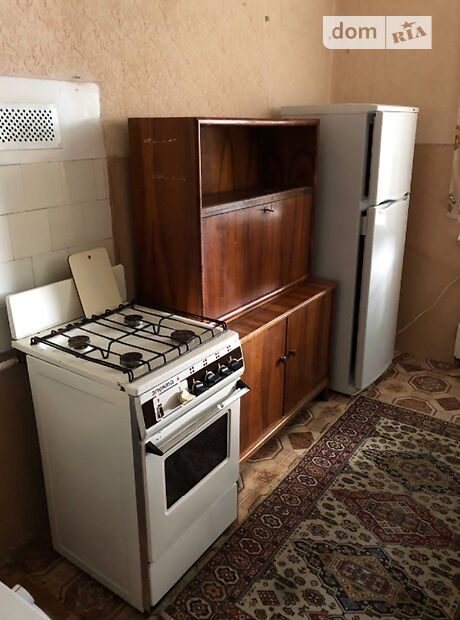 однокомнатная квартира с мебелью в Черновцах, район Центр, на ул. Украинская в аренду на долгий срок помесячно фото 1 однокомнатная квартира с мебелью в Черновцах, район Центр, на ул. Украинская в аренду на долгий срок помесячно фото 1