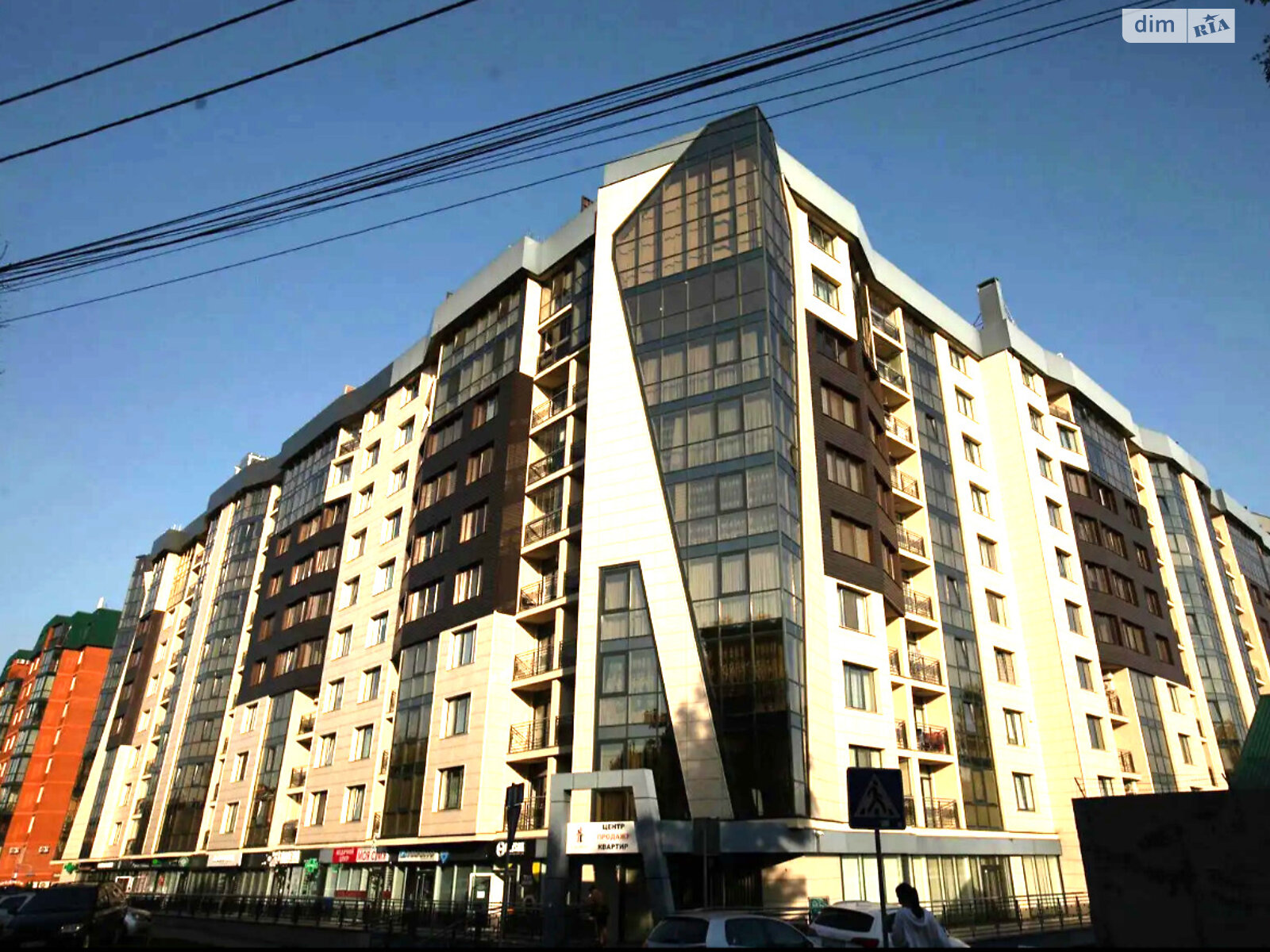 двокімнатна квартира з меблями в Чернівцях, район Центр, на вул. Володимира Великого 2В в довготривалу оренду помісячно фото 1 двокімнатна квартира з меблями в Чернівцях, район Центр, на вул. Володимира Великого 2В в довготривалу оренду помісячно фото 1