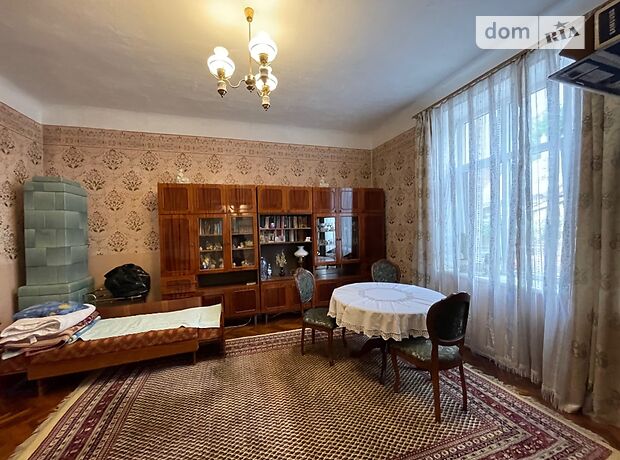 трехкомнатная квартира с мебелью в Черновцах, район Центр, на Дарвіна 17 в аренду на долгий срок помесячно фото 1 трехкомнатная квартира с мебелью в Черновцах, район Центр, на Дарвіна 17 в аренду на долгий срок помесячно фото 1
