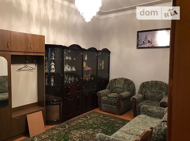 трехкомнатная квартира с мебелью в Черновцах, район Центр, в аренду на долгий срок помесячно фото 1 трехкомнатная квартира с мебелью в Черновцах, район Центр, в аренду на долгий срок помесячно фото 1