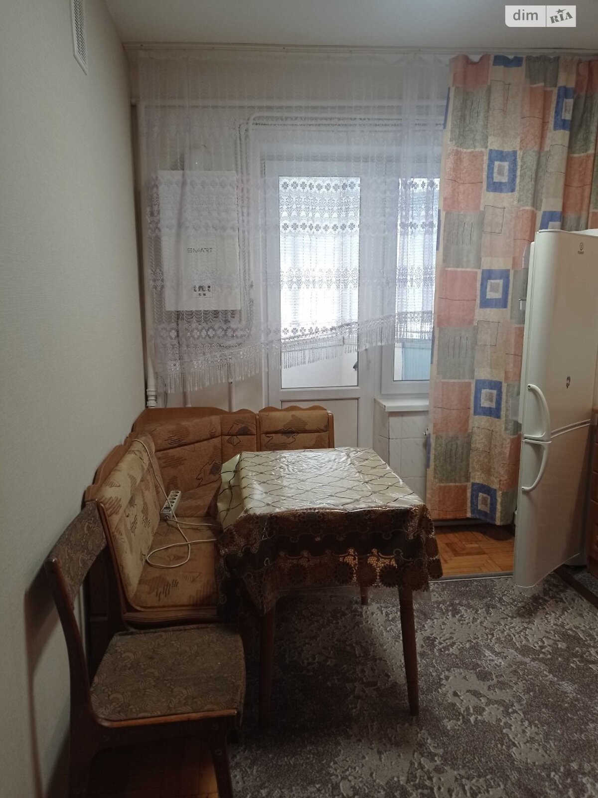 однокомнатная квартира в Черновцах, район Южно-Кольцевая, на ул. Главная в аренду на долгий срок помесячно фото 1 однокомнатная квартира в Черновцах, район Южно-Кольцевая, на ул. Главная в аренду на долгий срок помесячно фото 1