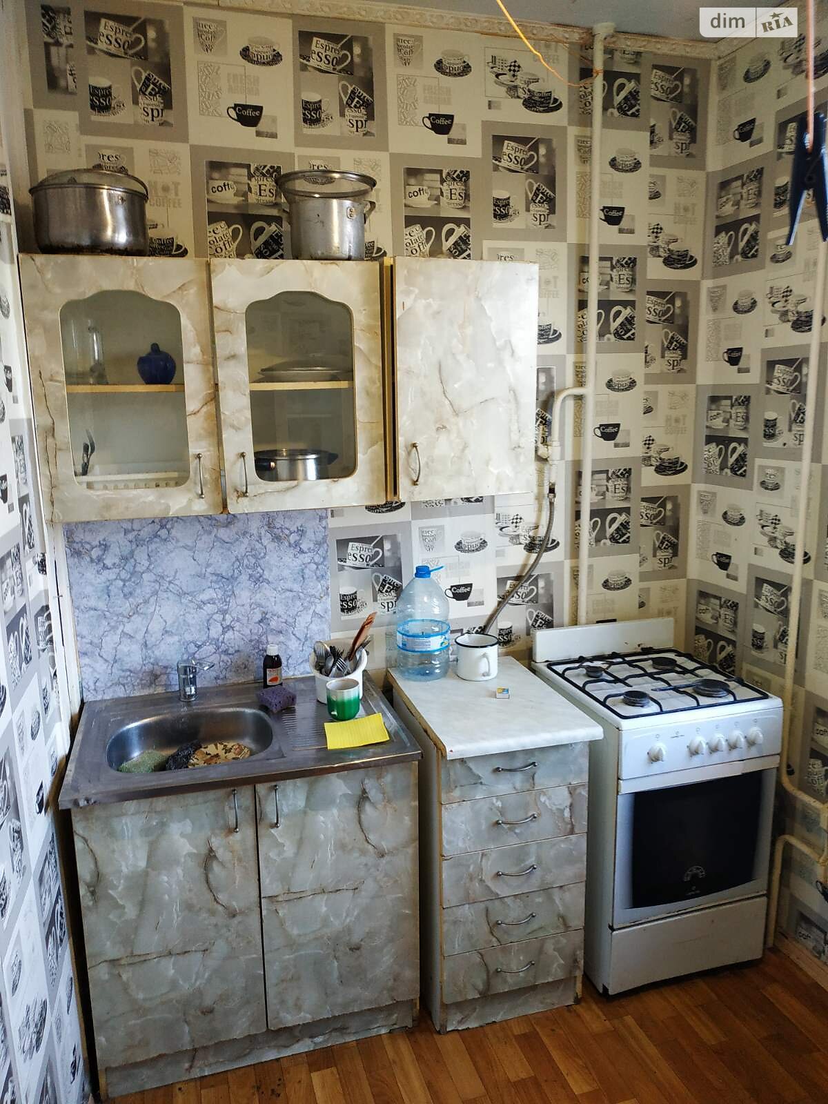 однокомнатная квартира в Черновцах, район Южно-Кольцевая, на ул. Главная в аренду на долгий срок помесячно фото 1 однокомнатная квартира в Черновцах, район Южно-Кольцевая, на ул. Главная в аренду на долгий срок помесячно фото 1