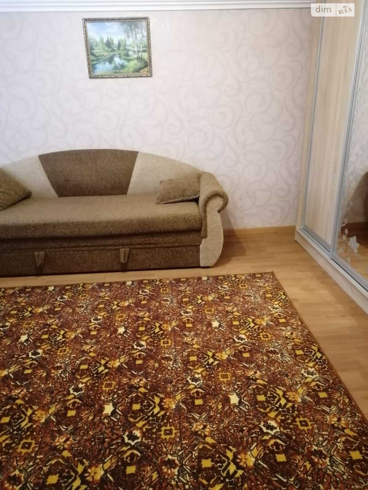двухкомнатная квартира с мебелью в Черновцах, на ул. Вокзальная в аренду на долгий срок помесячно фото 1 двухкомнатная квартира с мебелью в Черновцах, на ул. Вокзальная в аренду на долгий срок помесячно фото 1