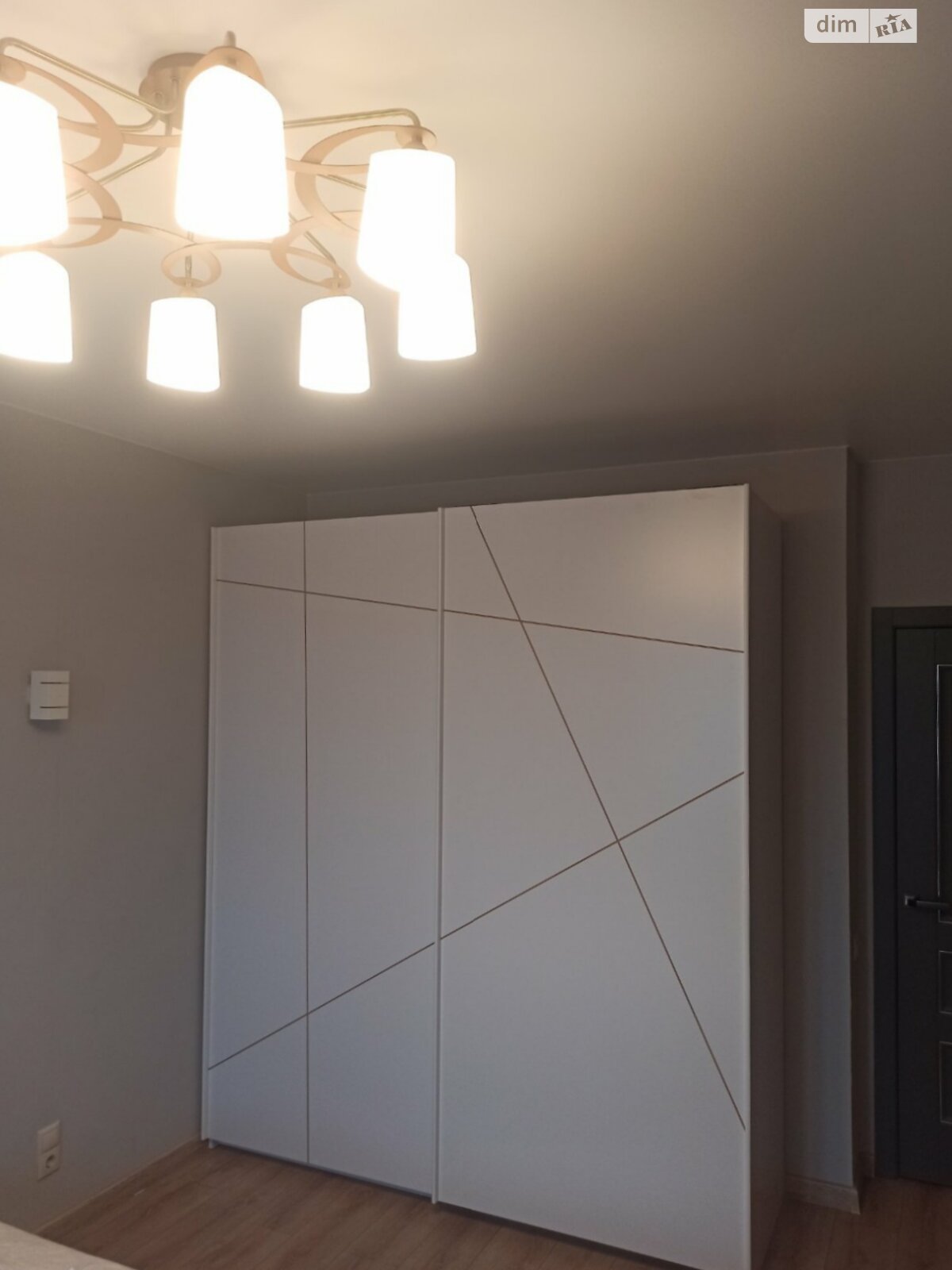 однокомнатная квартира в Дмитровке, на ул. Молодёжная 14 в аренду на долгий срок помесячно фото 1 однокомнатная квартира в Дмитровке, на ул. Молодёжная 14 в аренду на долгий срок помесячно фото 1