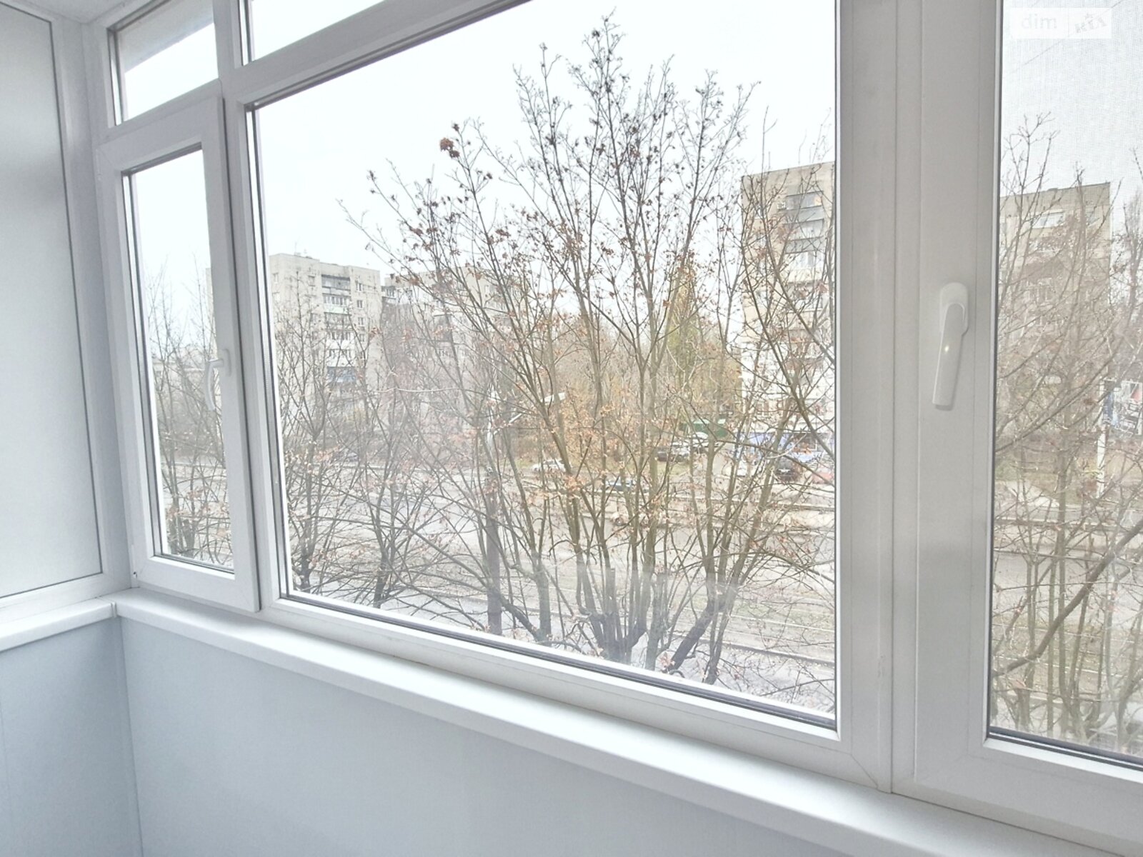 однокомнатная квартира в Днепре, район 1 мая, на просп. Хмельницкого Богдана 3 в аренду на долгий срок помесячно фото 1 однокомнатная квартира в Днепре, район 1 мая, на просп. Хмельницкого Богдана 3 в аренду на долгий срок помесячно фото 1