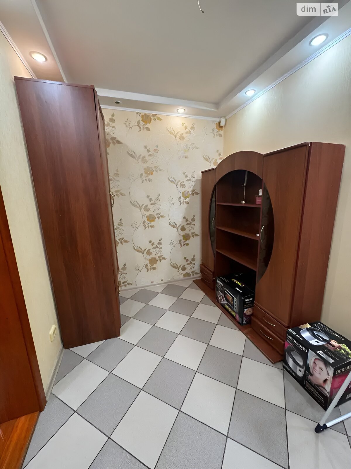 трехкомнатная квартира в Днепре, район 1 мая, на просп. Науки 78 в аренду на долгий срок помесячно фото 1 трехкомнатная квартира в Днепре, район 1 мая, на просп. Науки 78 в аренду на долгий срок помесячно фото 1