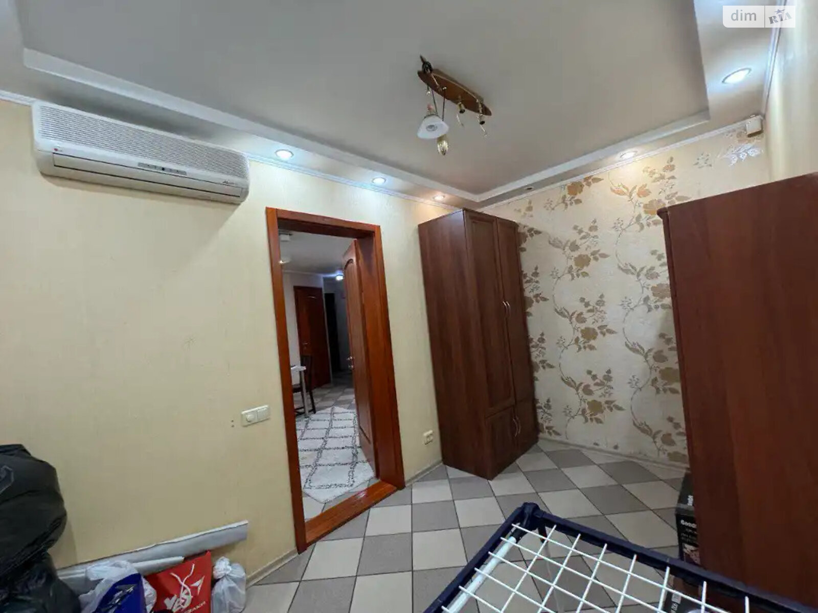 трикімнатна квартира в Дніпрі, район 1 травня, на просп. Науки 78 в довготривалу оренду помісячно фото 1 трикімнатна квартира в Дніпрі, район 1 травня, на просп. Науки 78 в довготривалу оренду помісячно фото 1
