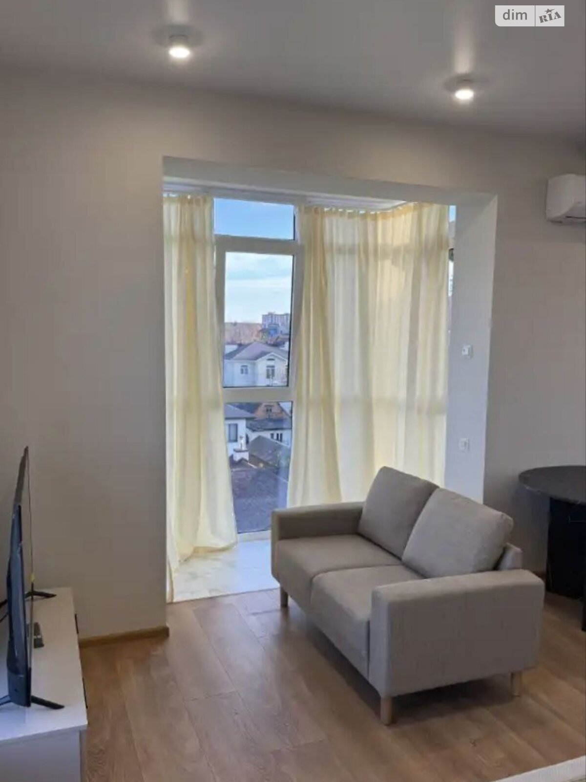 однокомнатная квартира в Днепре, район 1 мая, на ул. Ольгерда Бочковского 26Д в аренду на долгий срок помесячно фото 1 однокомнатная квартира в Днепре, район 1 мая, на ул. Ольгерда Бочковского 26Д в аренду на долгий срок помесячно фото 1