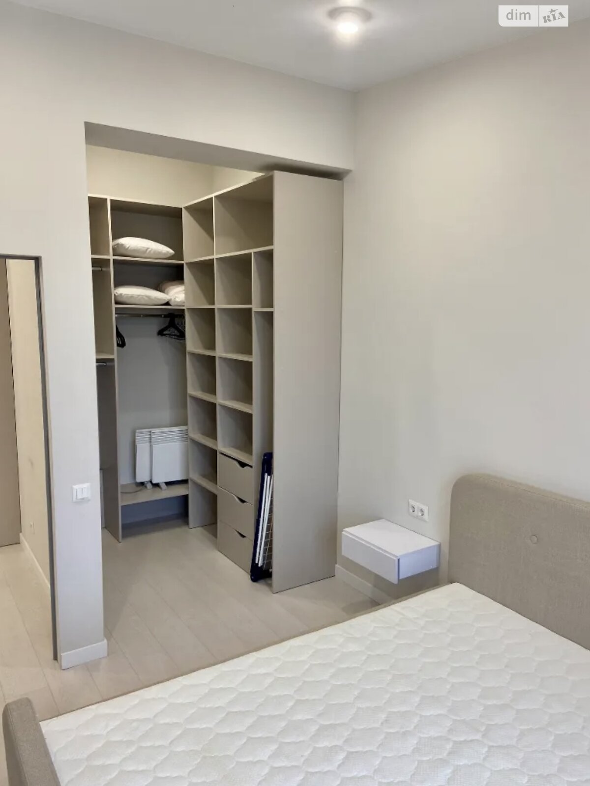 двокімнатна квартира в Дніпрі, район 1 травня, на вул. Ольгерда Бочковського 34Д в довготривалу оренду помісячно фото 1