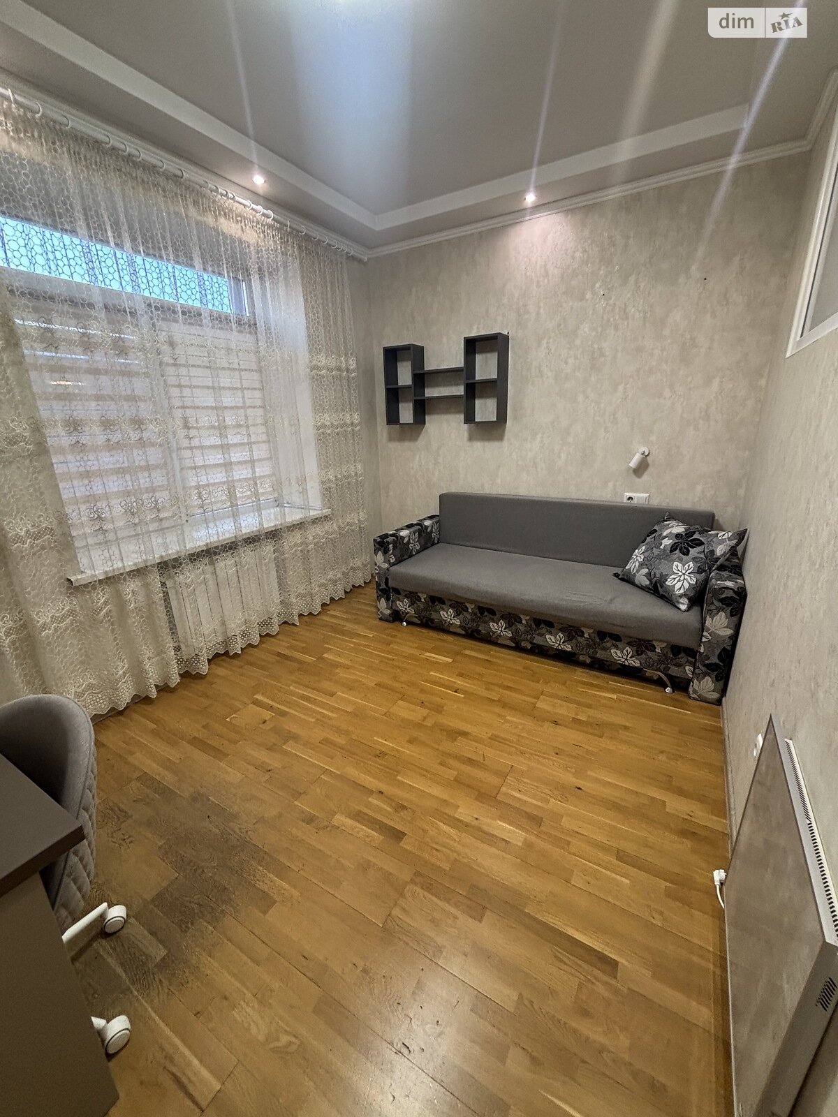 двухкомнатная квартира в Днепре, район 12 квартал, на просп. Хмельницкого Богдана 123 в аренду на долгий срок помесячно фото 1