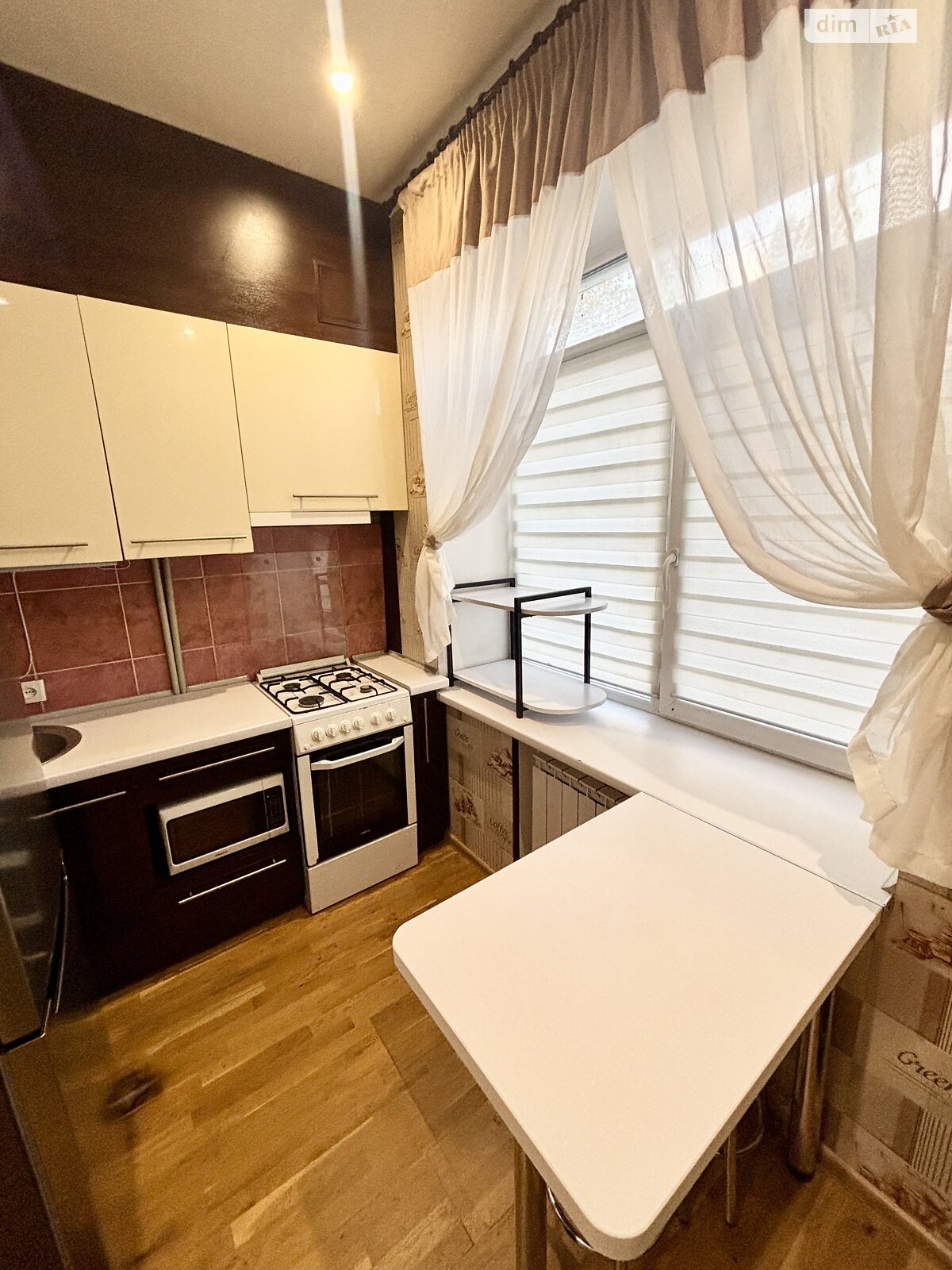 двухкомнатная квартира в Днепре, район 12 квартал, на просп. Хмельницкого Богдана 123 в аренду на долгий срок помесячно фото 1