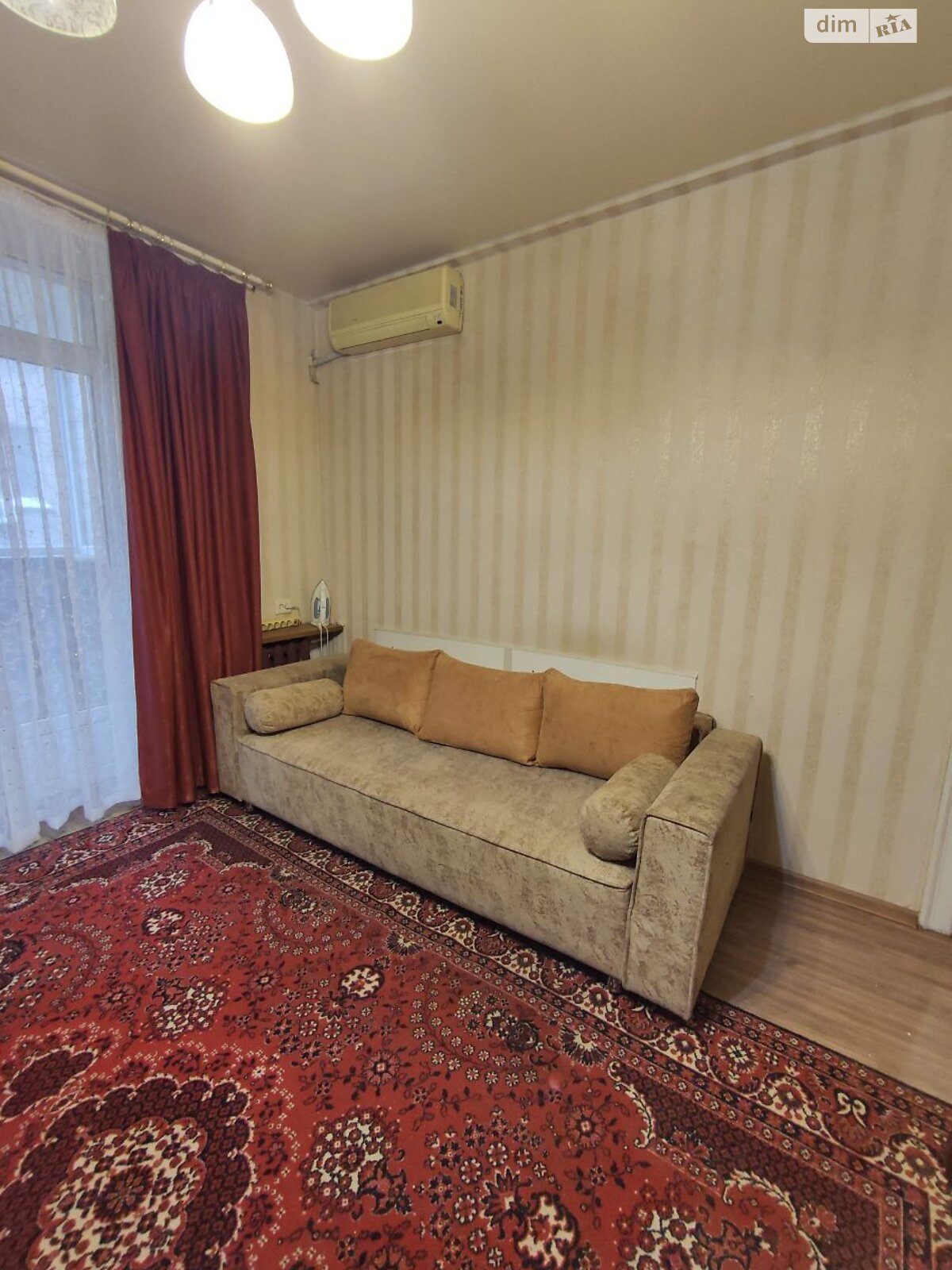 однокомнатная квартира в Днепре, район Шевченковский, на просп. Хмельницкого Богдана 109 в аренду на долгий срок помесячно фото 1