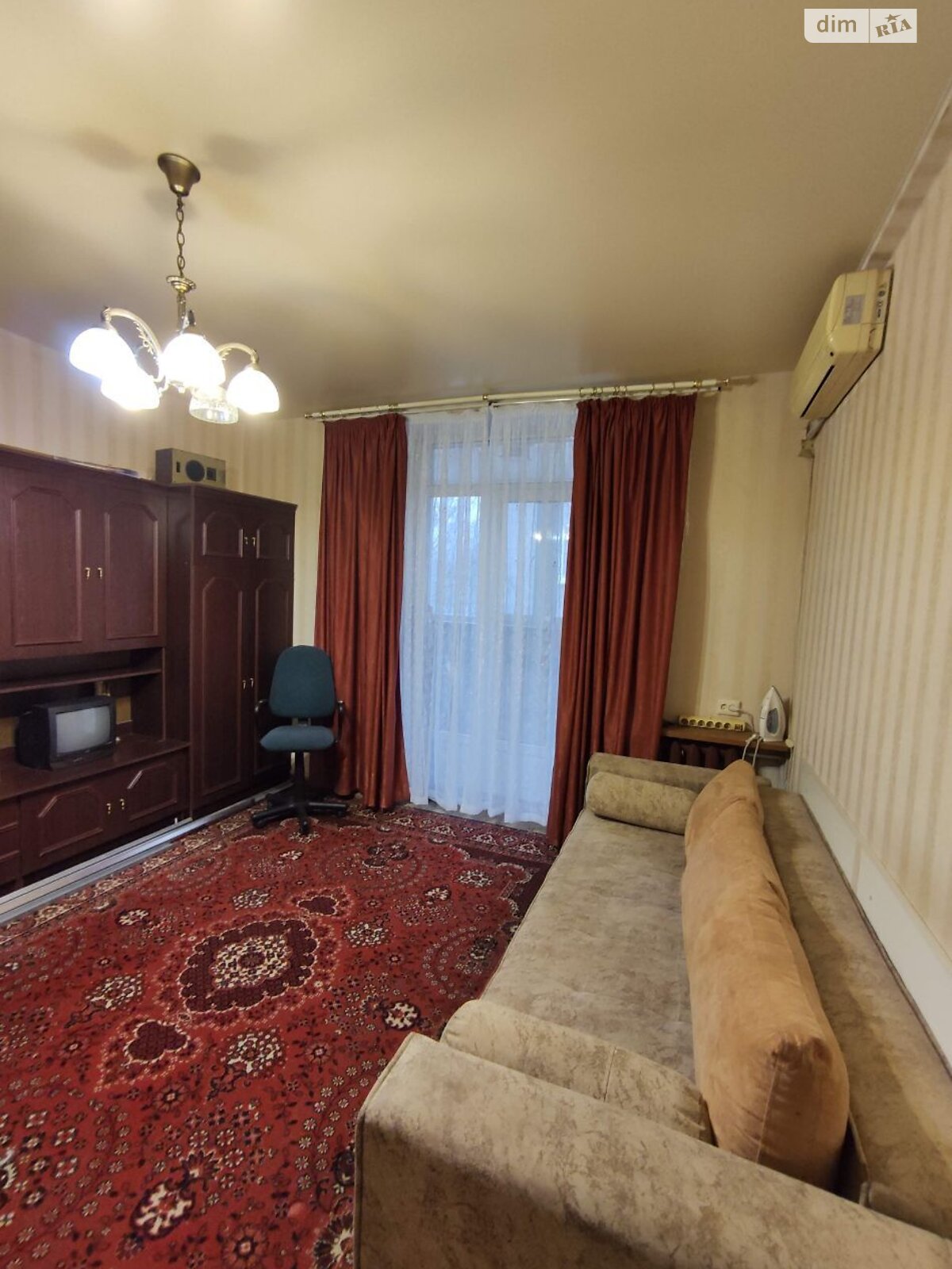 однокомнатная квартира в Днепре, район Шевченковский, на просп. Хмельницкого Богдана 109 в аренду на долгий срок помесячно фото 1