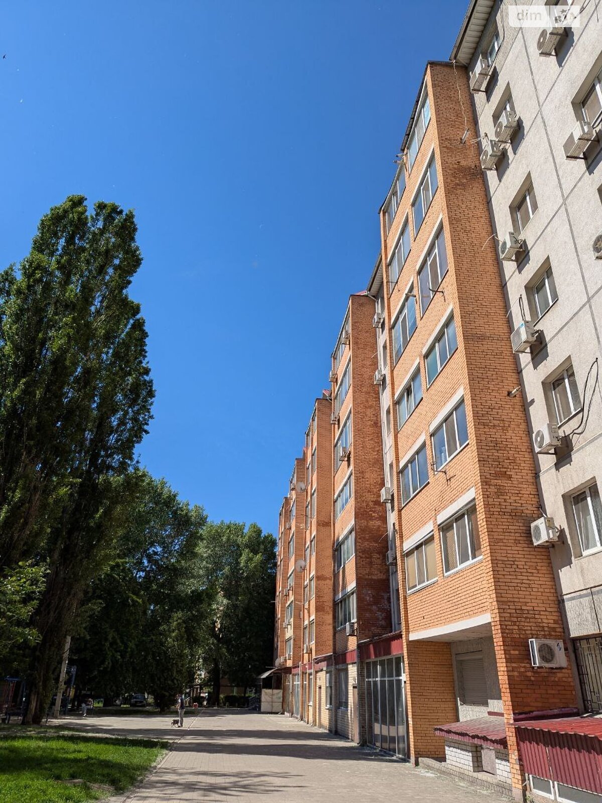 двухкомнатная квартира в Днепре, район 12 квартал, на ул. Хмельницкого Богдана 108 в аренду на долгий срок помесячно фото 1 двухкомнатная квартира в Днепре, район 12 квартал, на ул. Хмельницкого Богдана 108 в аренду на долгий срок помесячно фото 1