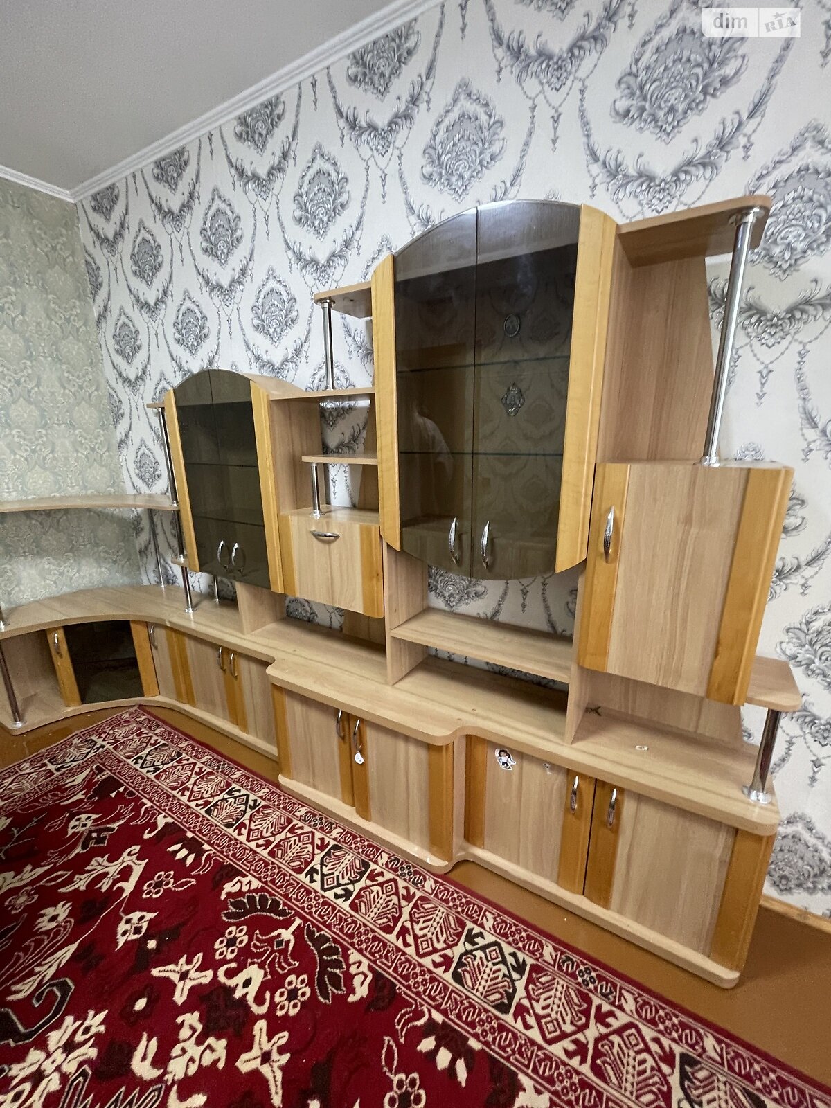 трехкомнатная квартира в Днепре, район 12 квартал, на ул. Квартальная 11 в аренду на долгий срок помесячно фото 1 трехкомнатная квартира в Днепре, район 12 квартал, на ул. Квартальная 11 в аренду на долгий срок помесячно фото 1
