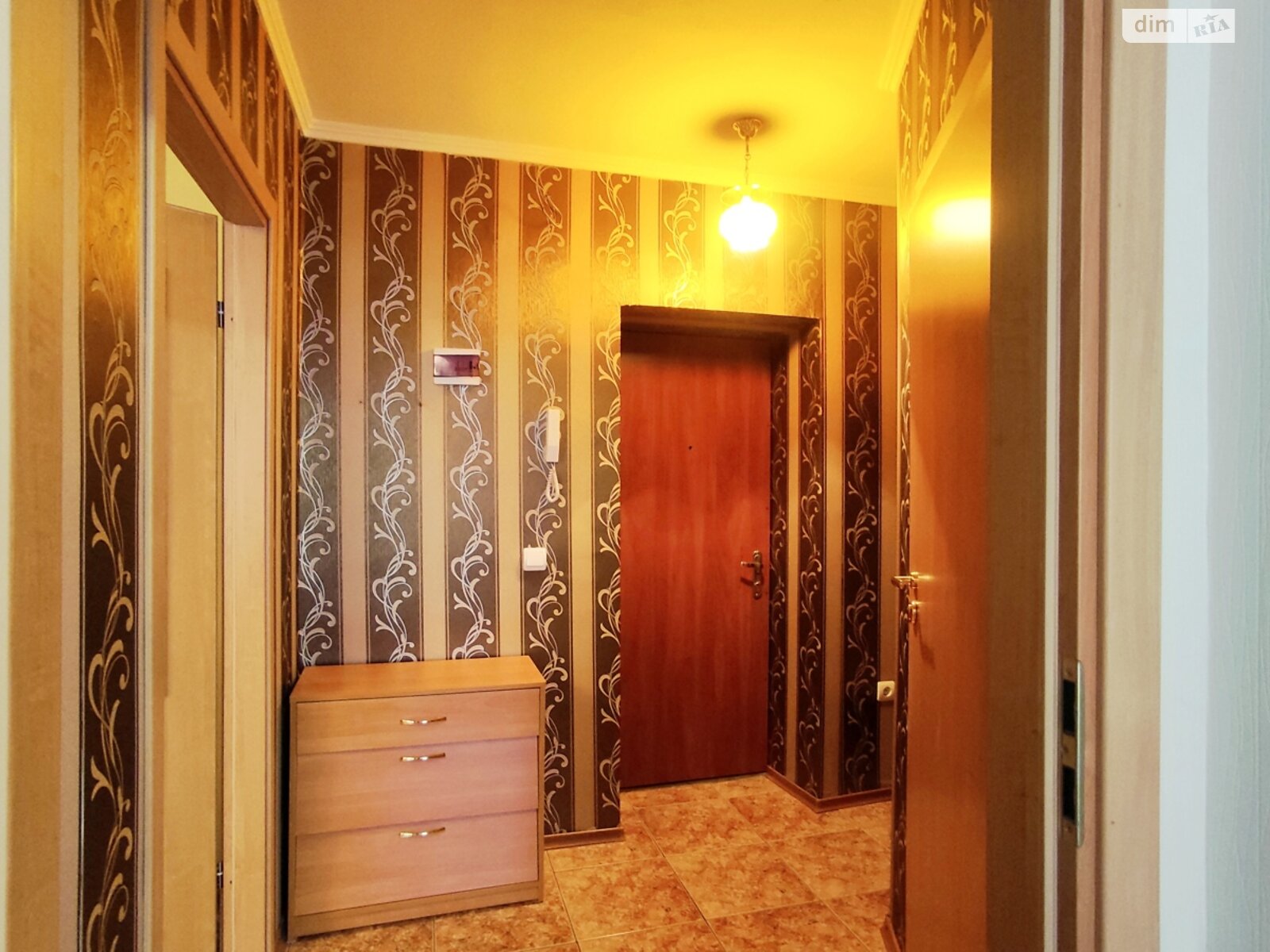 однокімнатна квартира в Дніпрі, район 12 квартал, на вул. Квартальна в довготривалу оренду помісячно фото 1 однокімнатна квартира в Дніпрі, район 12 квартал, на вул. Квартальна в довготривалу оренду помісячно фото 1