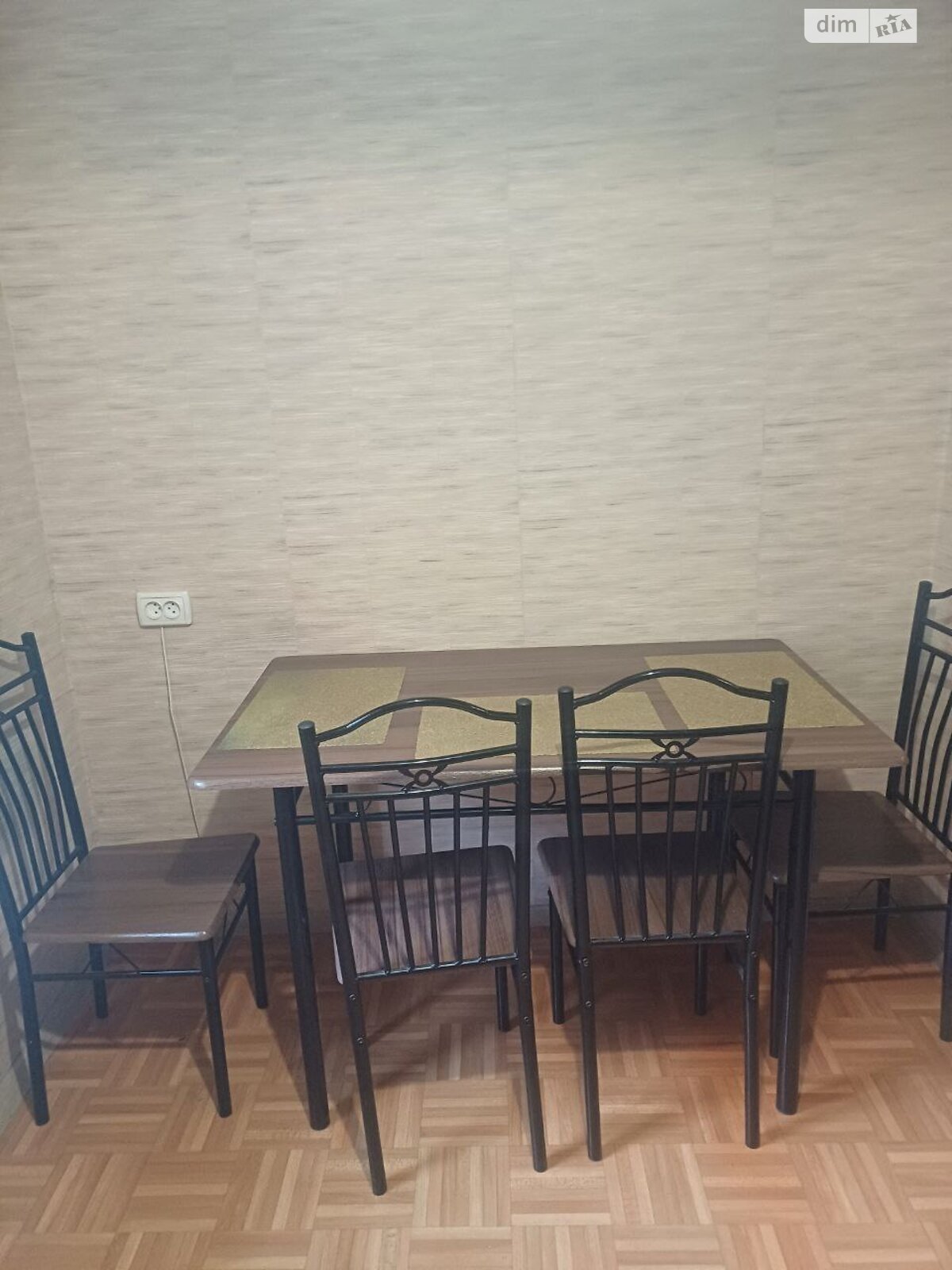 двокімнатна квартира в Дніпрі, район 12 квартал, на вул. Квартальна 7А в довготривалу оренду помісячно фото 1 двокімнатна квартира в Дніпрі, район 12 квартал, на вул. Квартальна 7А в довготривалу оренду помісячно фото 1