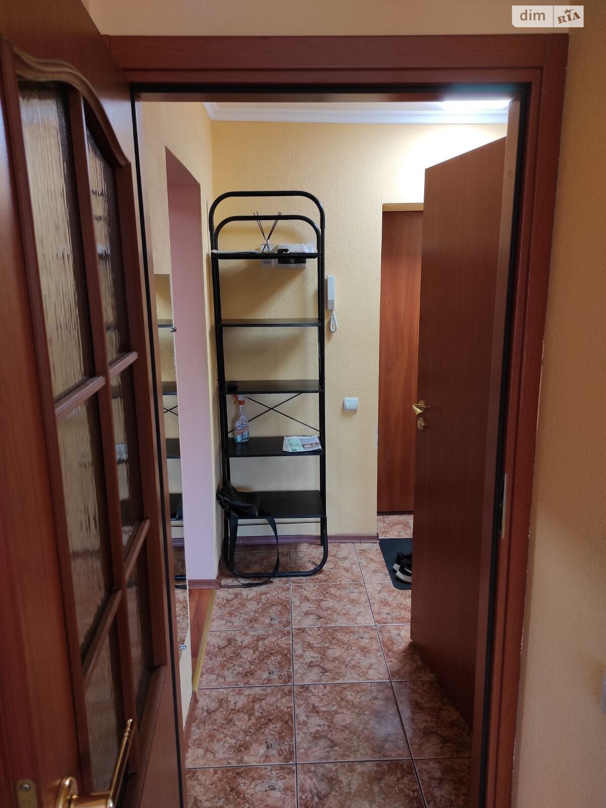 однокомнатная квартира с ремонтом в Днепре, район 12 квартал, на ул. Квартальная 13 в аренду на долгий срок помесячно фото 1