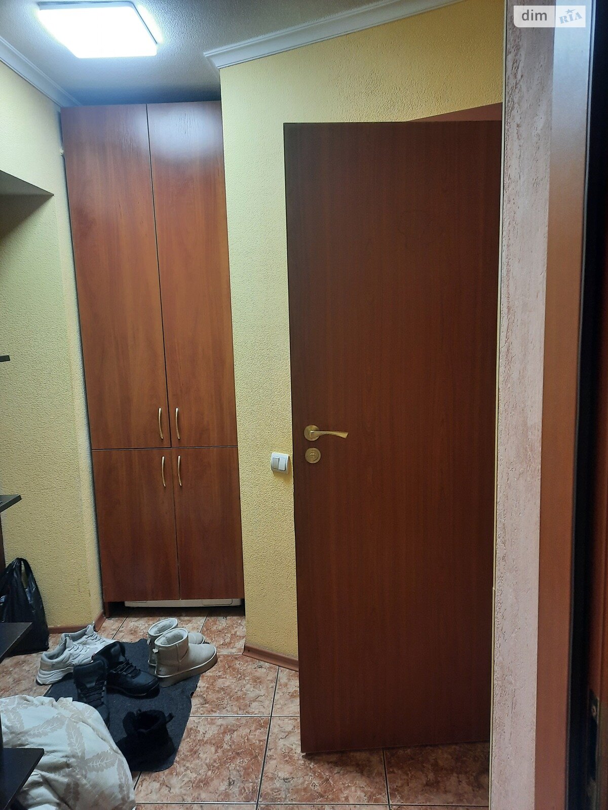 однокомнатная квартира с ремонтом в Днепре, район 12 квартал, на ул. Квартальная 13 в аренду на долгий срок помесячно фото 1