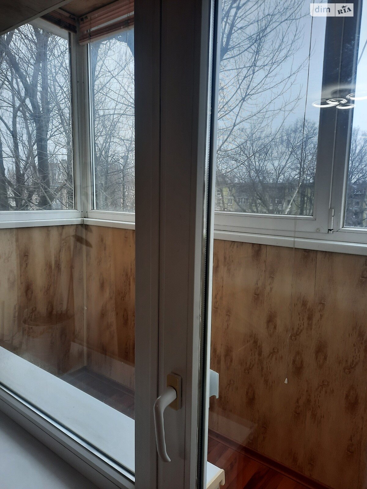 однокомнатная квартира с ремонтом в Днепре, район 12 квартал, на ул. Квартальная 13 в аренду на долгий срок помесячно фото 1