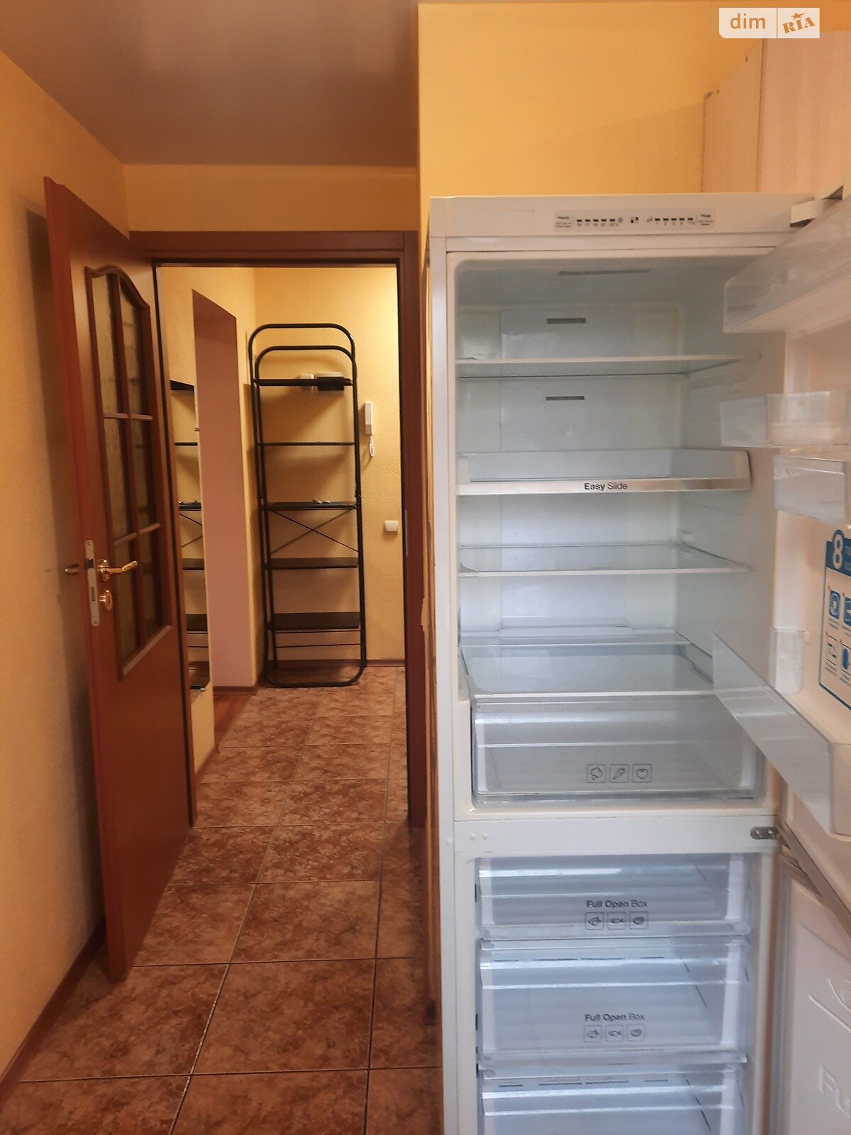 однокомнатная квартира с ремонтом в Днепре, район 12 квартал, на ул. Квартальная 13 в аренду на долгий срок помесячно фото 1