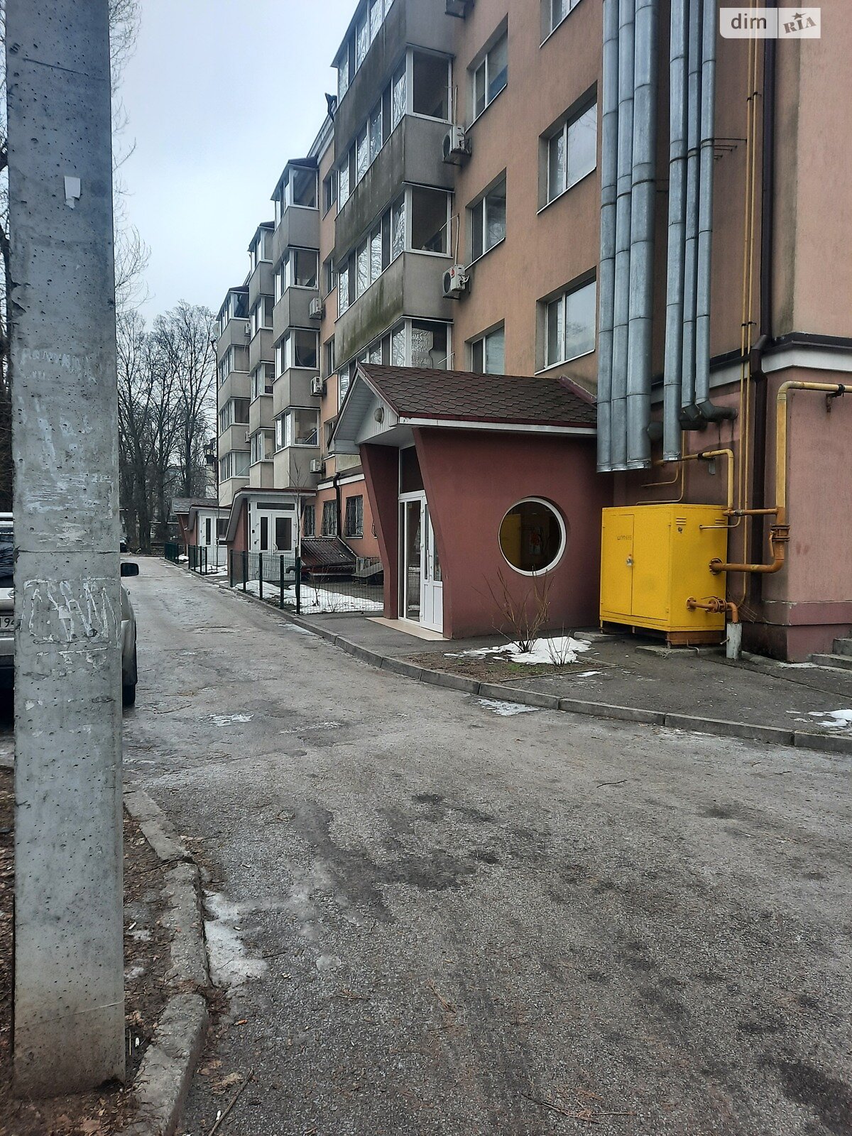 однокомнатная квартира с ремонтом в Днепре, район 12 квартал, на ул. Квартальная 13 в аренду на долгий срок помесячно фото 1