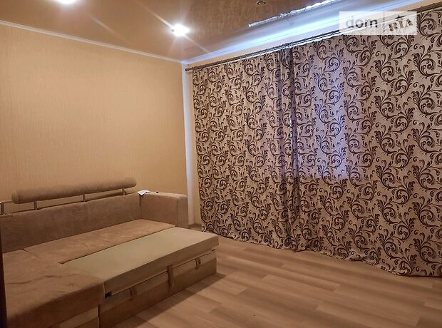 трикімнатна квартира з меблями в Дніпрі, район 12 квартал, на площа Перемоги в довготривалу оренду помісячно фото 1 трикімнатна квартира з меблями в Дніпрі, район 12 квартал, на площа Перемоги в довготривалу оренду помісячно фото 1