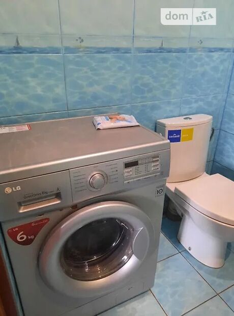 трикімнатна квартира в Дніпрі, район 12 квартал, на вул. Перемоги 204 в довготривалу оренду помісячно фото 1 трикімнатна квартира в Дніпрі, район 12 квартал, на вул. Перемоги 204 в довготривалу оренду помісячно фото 1