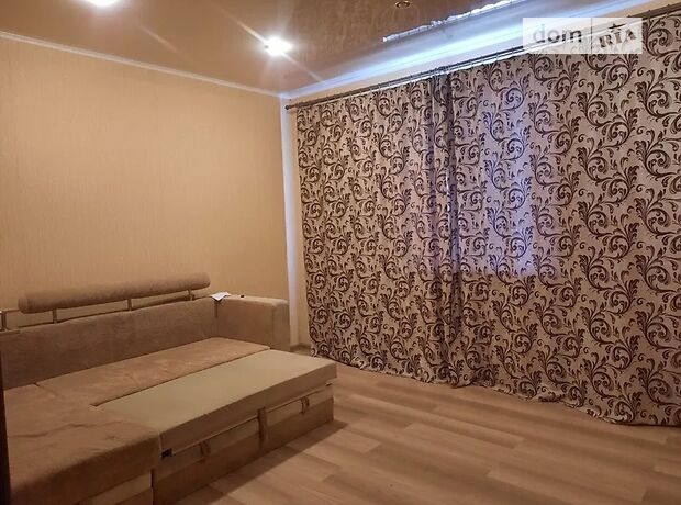 трикімнатна квартира в Дніпрі, район 12 квартал, на вул. Перемоги 204 в довготривалу оренду помісячно фото 1 трикімнатна квартира в Дніпрі, район 12 квартал, на вул. Перемоги 204 в довготривалу оренду помісячно фото 1