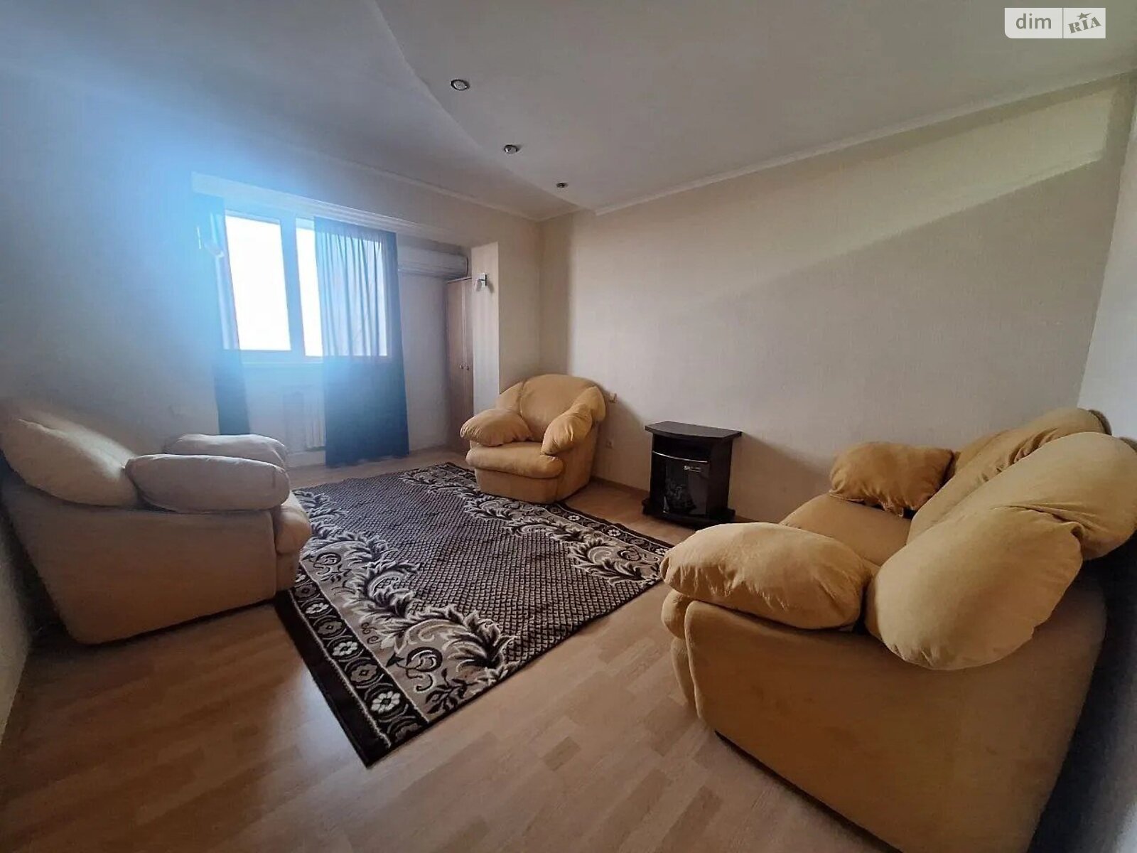 однокомнатная квартира в Днепре, на ул. Алексеенко Надежды 100 в аренду на долгий срок помесячно фото 1