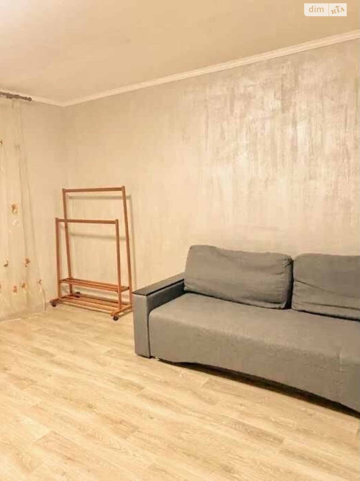 трехкомнатная квартира с мебелью в Днепре, район Амур-Нижнеднепровский, на ул. Дементьева в аренду на долгий срок помесячно фото 1