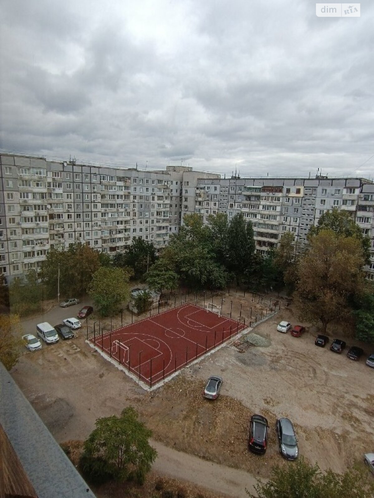 трехкомнатная квартира в Днепре, район Индустриальный, на шоссе Донецкое 113 в аренду на долгий срок помесячно фото 1